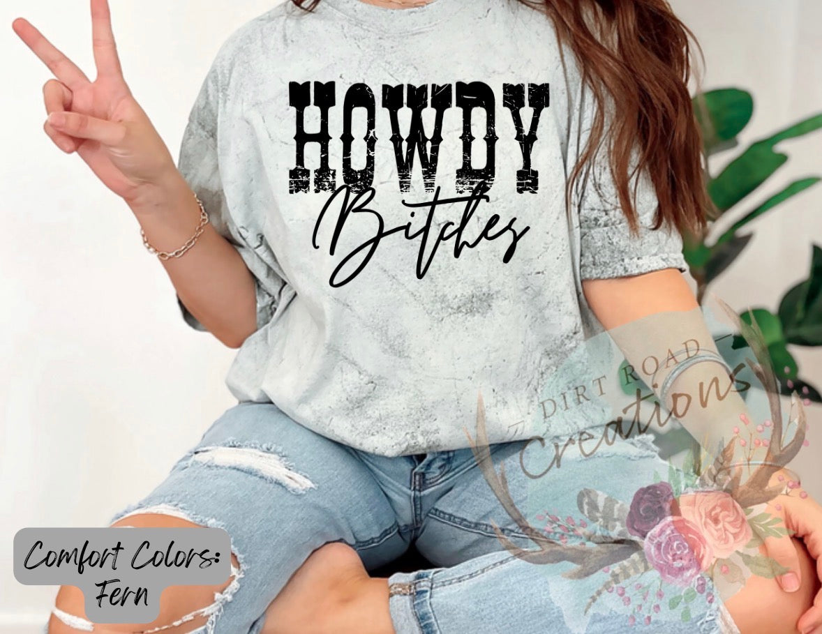 Howdy bitches graphic tee