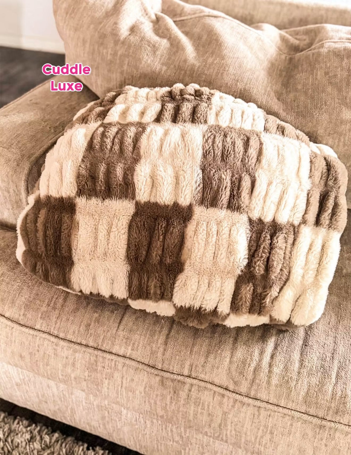 Preorder: Cuddle Luxe Blanket
