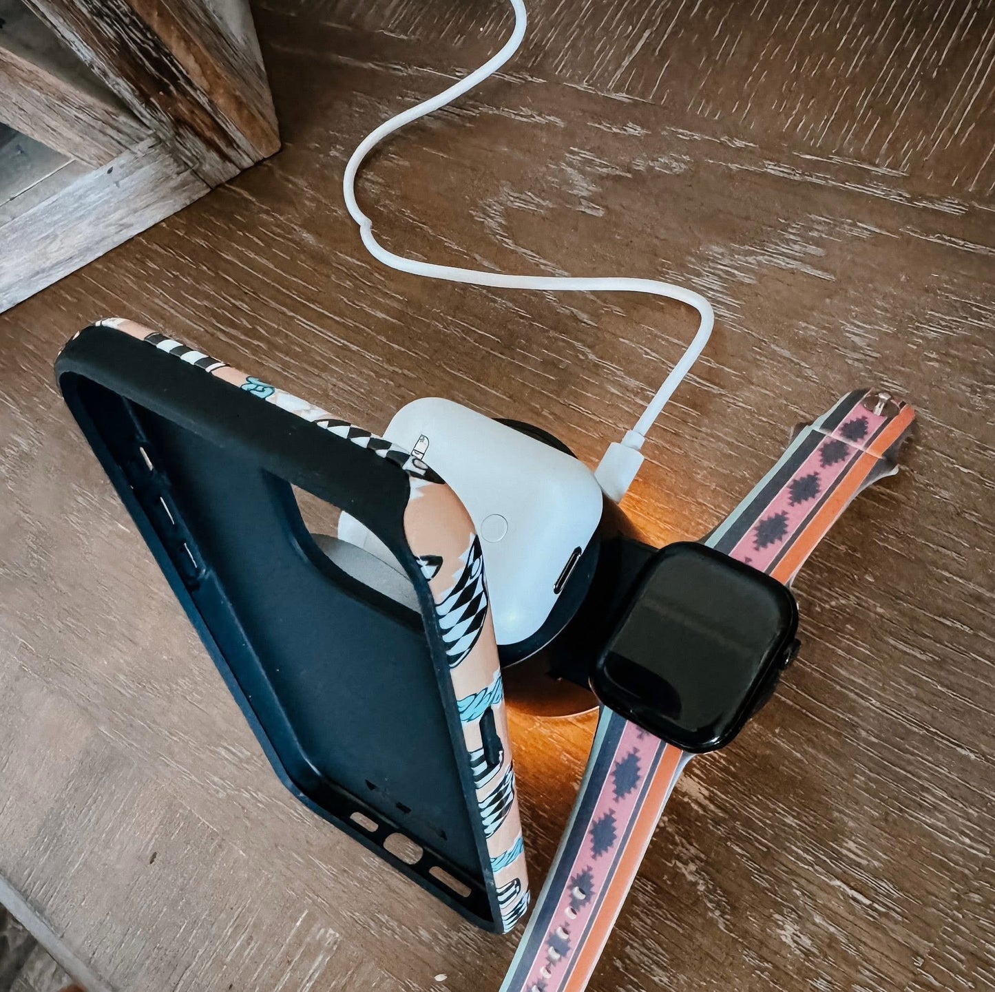 Preorder: Wireless Charging Stand
