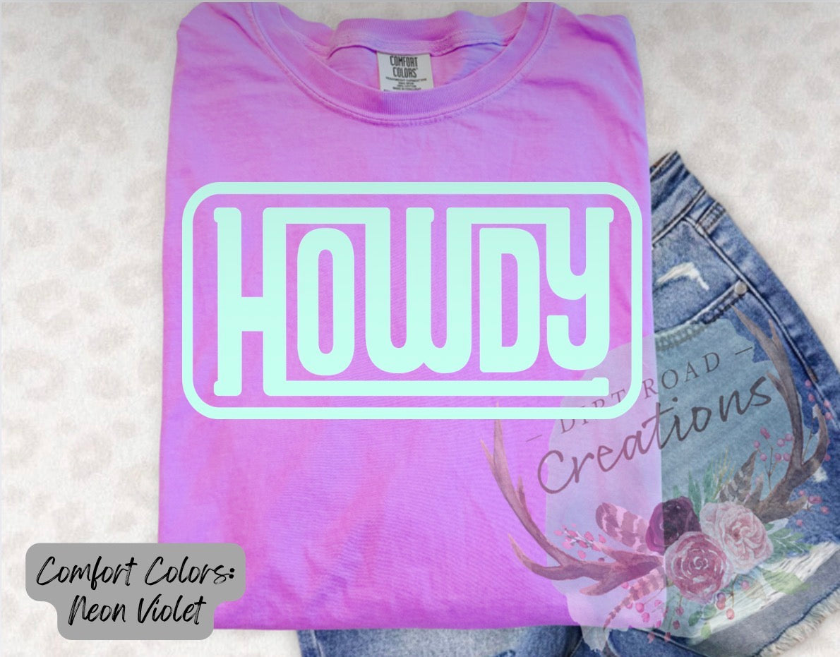 Blue howdy graphic tee