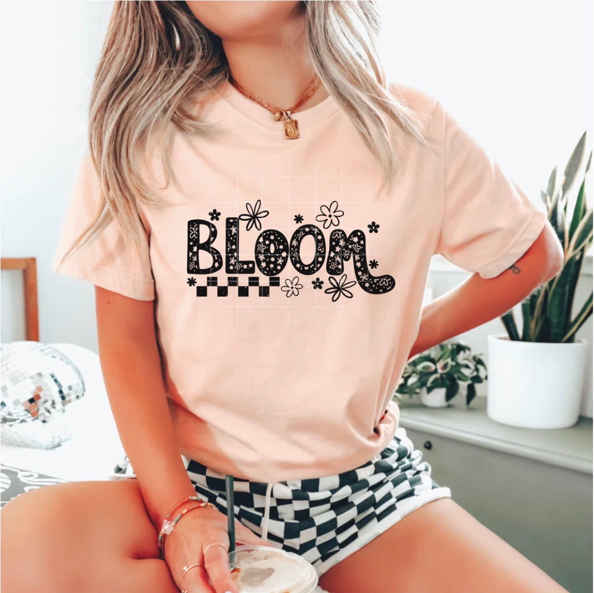 Bloom graphic tee