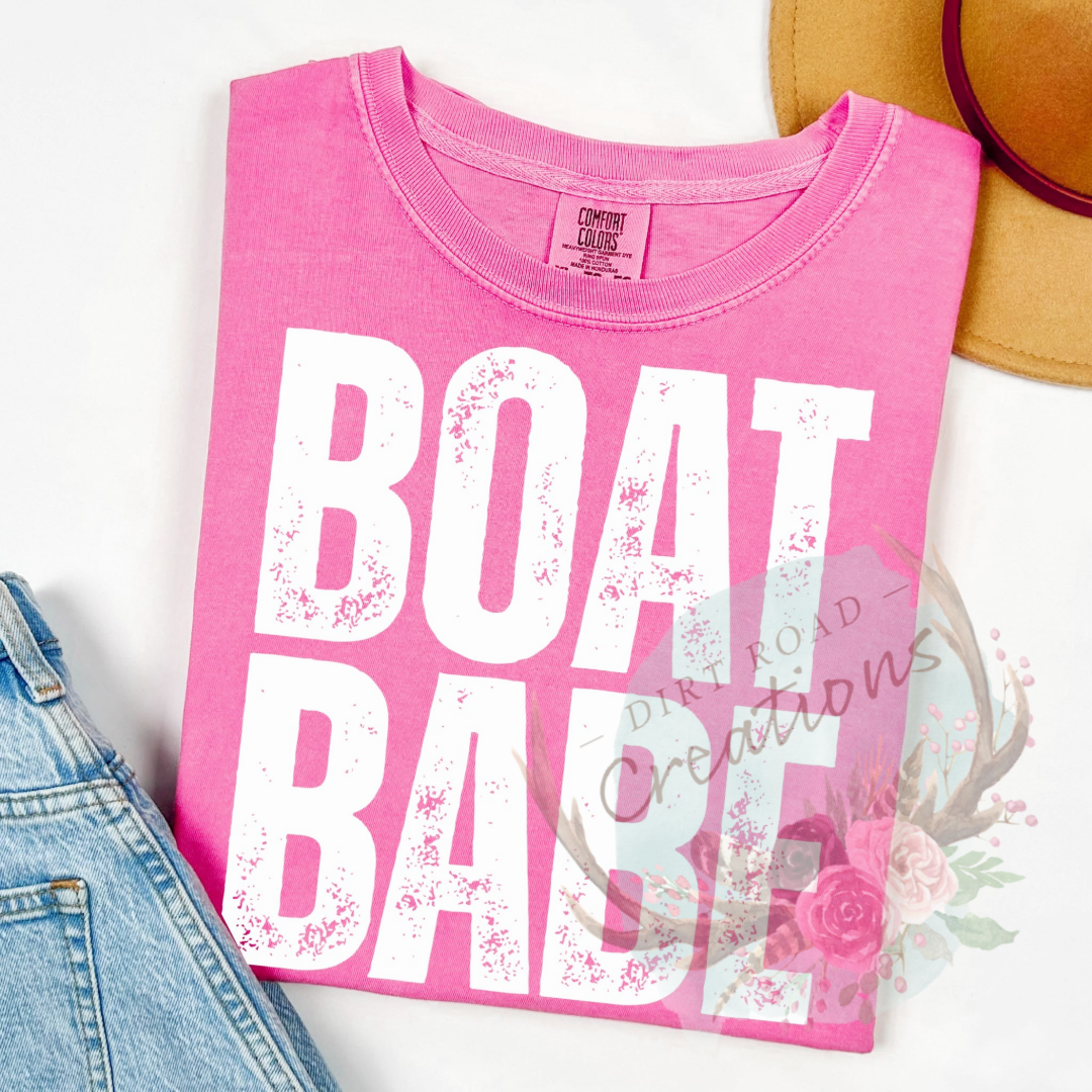 Boat babe tee
