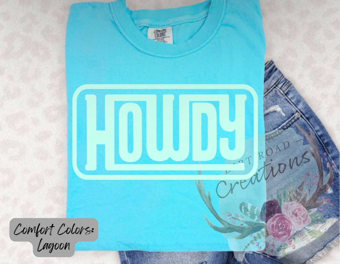 Blue howdy graphic tee