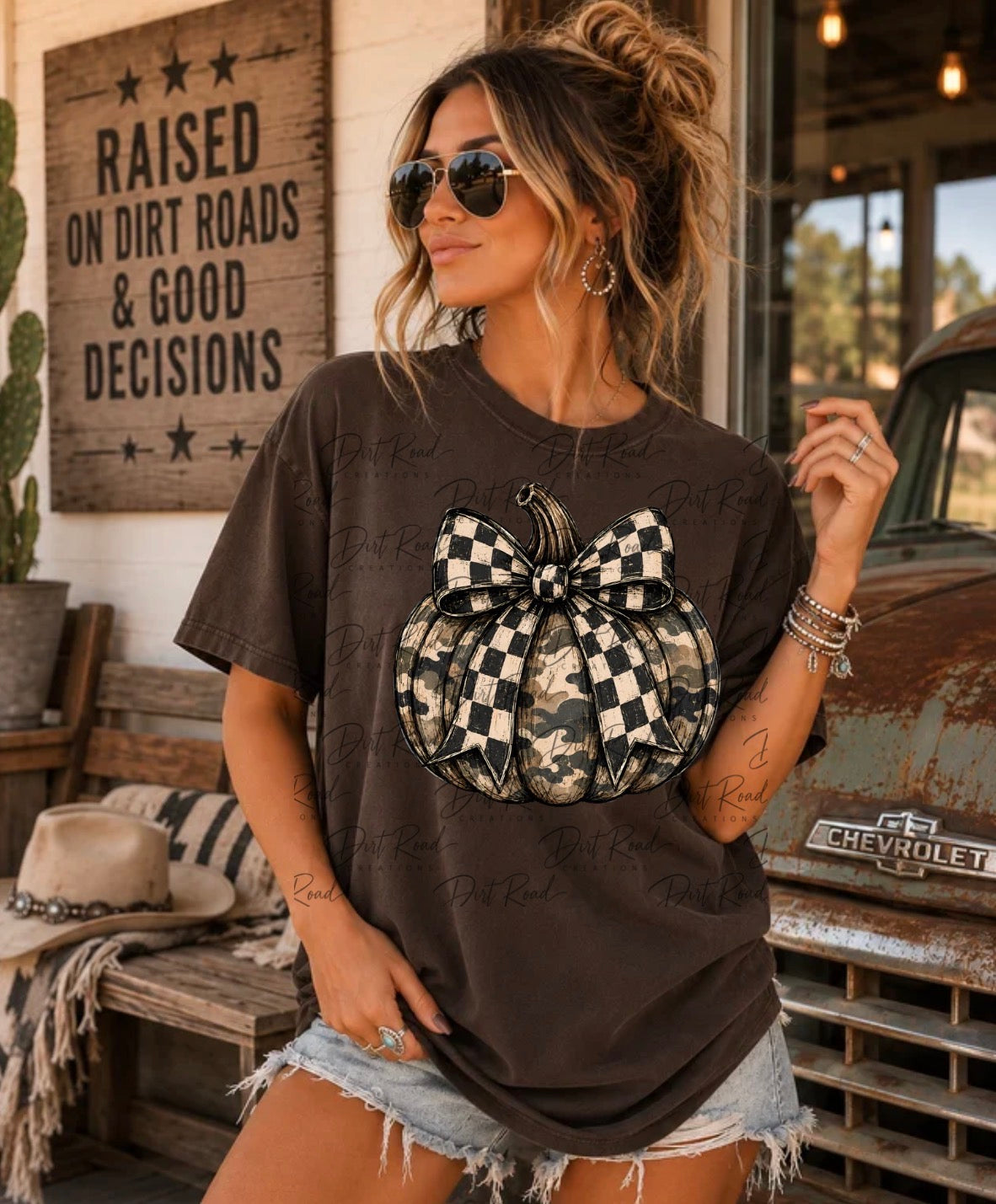 Camo pumpkin graphic tee