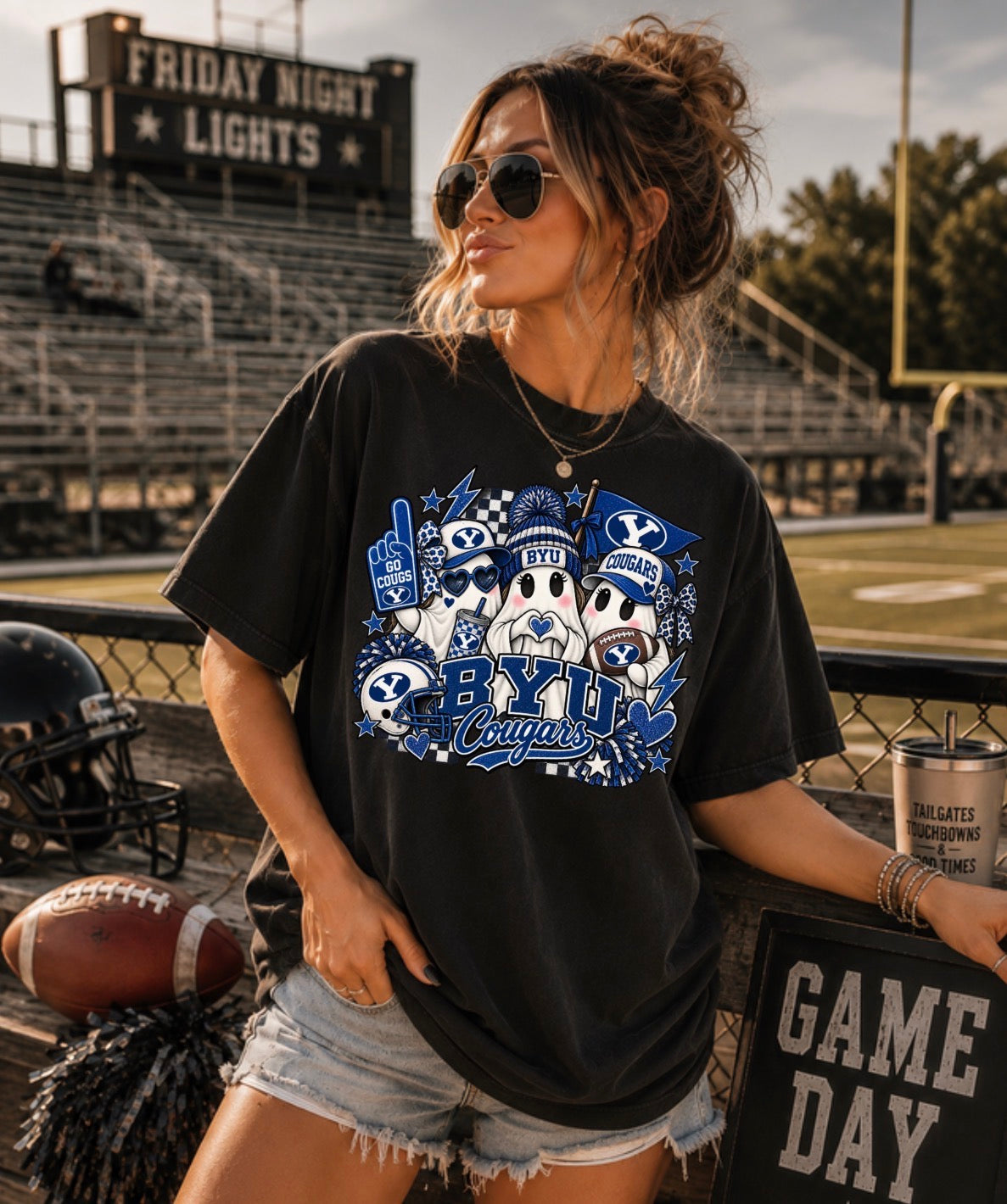 Cougar ghosties graphic tee