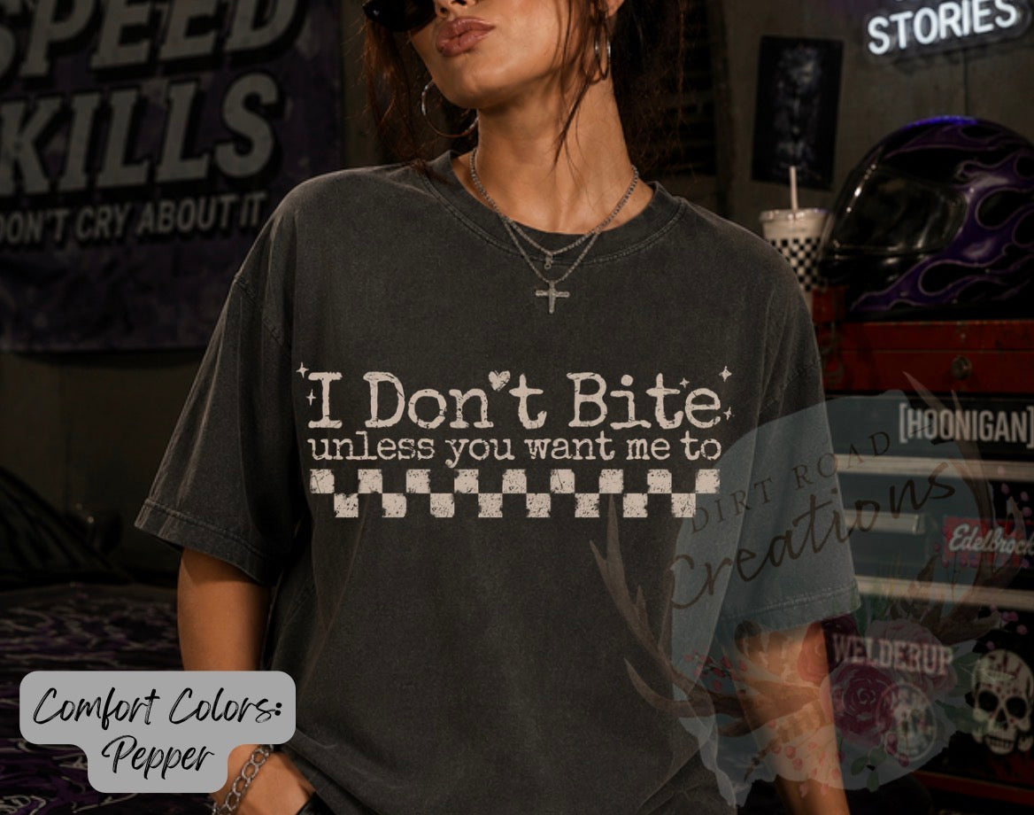 I don’t bite graphic tee