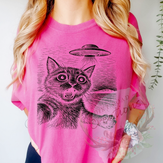 UFO cat screen print tee