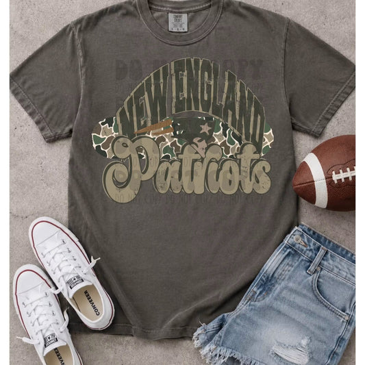 New England 🏈 graphic tee