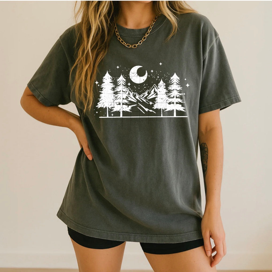 Night sky graphic tee