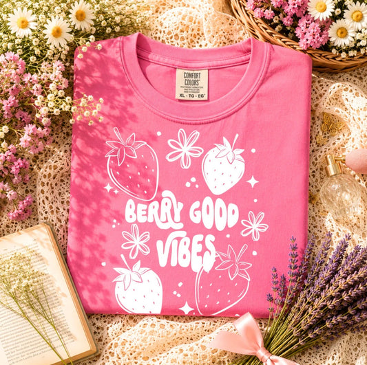 Berry good vibes graphic tee