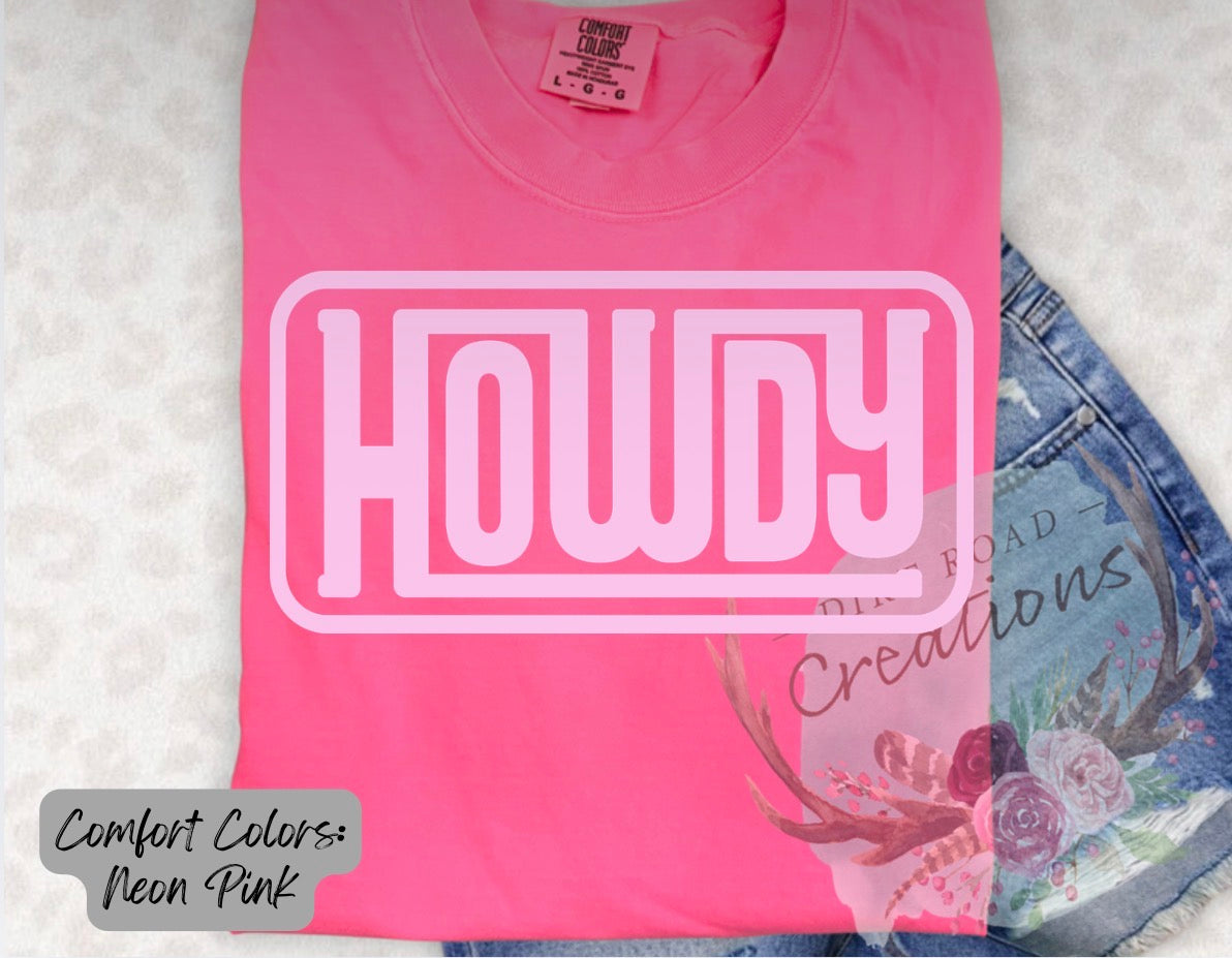 Pink howdy graphic tee