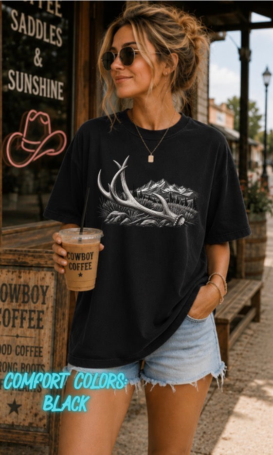 Deer shed graphic tee
