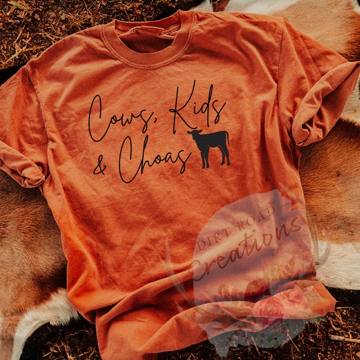 Cows kids and chaos graphic tee