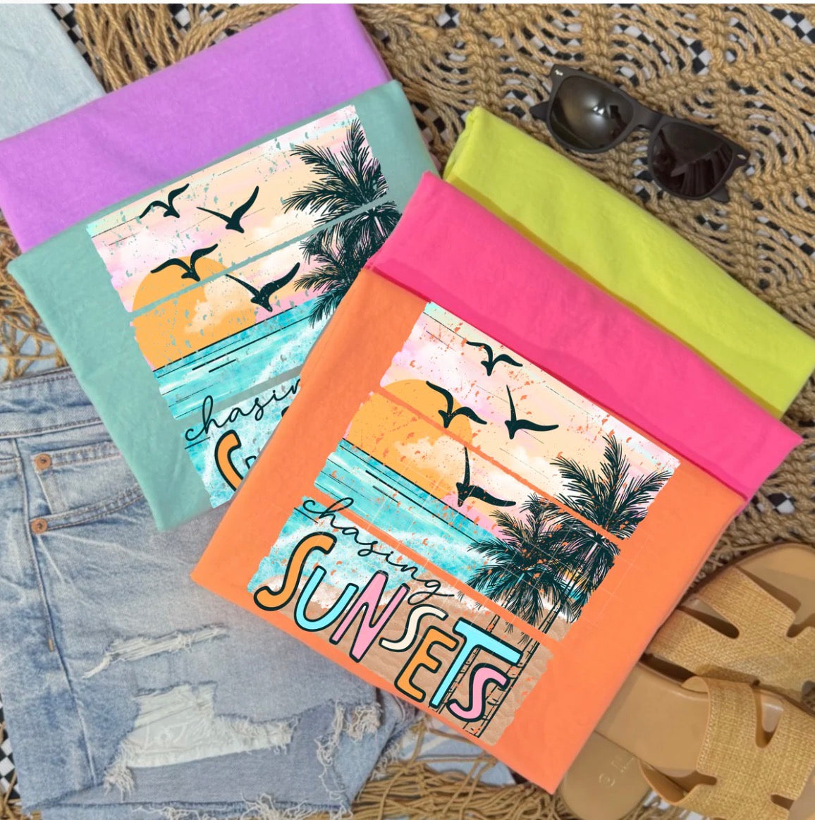 Chasing sunsets graphic tee