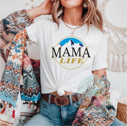 Mama life graphic tee